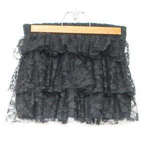 Forever 21 - Lace Skirt -Built in shorts -Black
